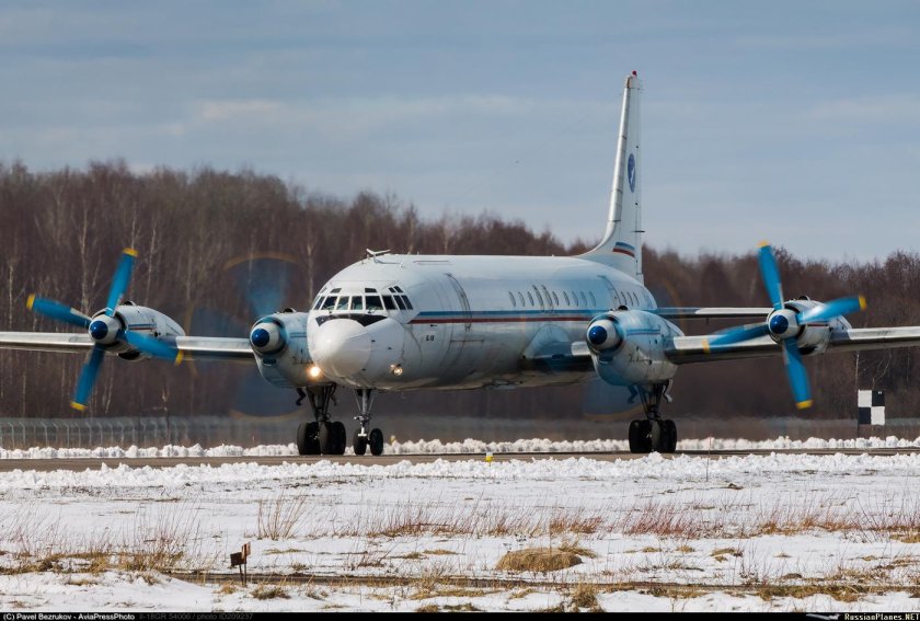 Ил 18 на взлете