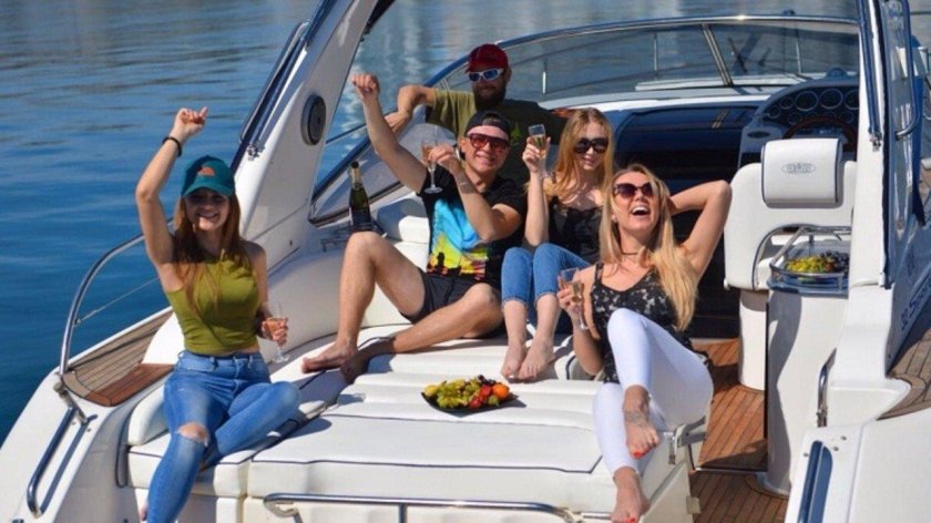 Прогулка на яхте