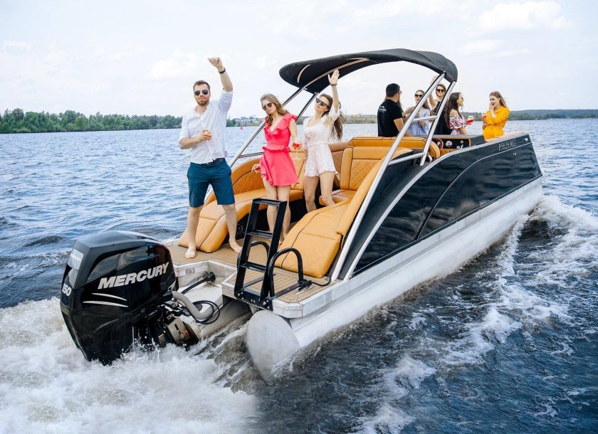 Катер Бентли