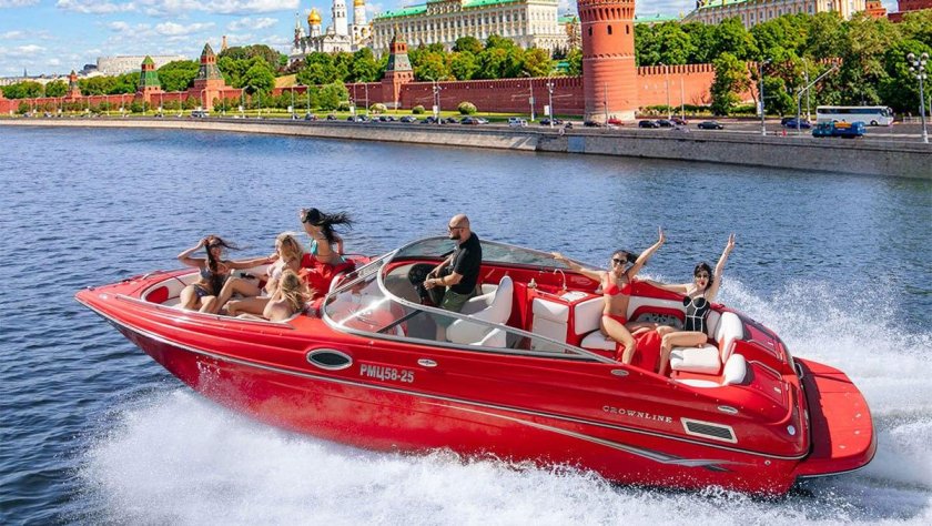 Прогулки на катере по Москве реке 2023