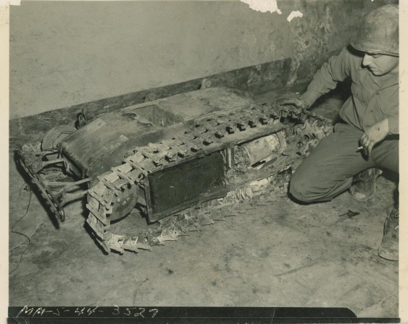 Голиаф самоходная мина