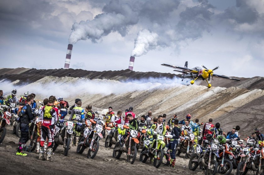 Эндуро ред Булл