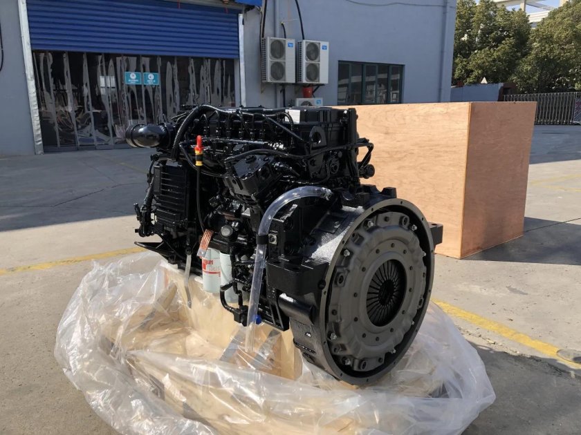 Двигатель грузовика