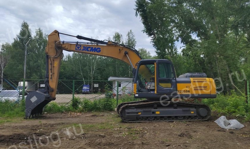 XCMG xe225dn