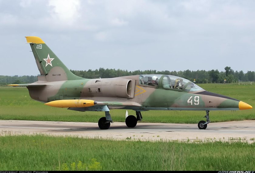 L-39 Albatros самолет