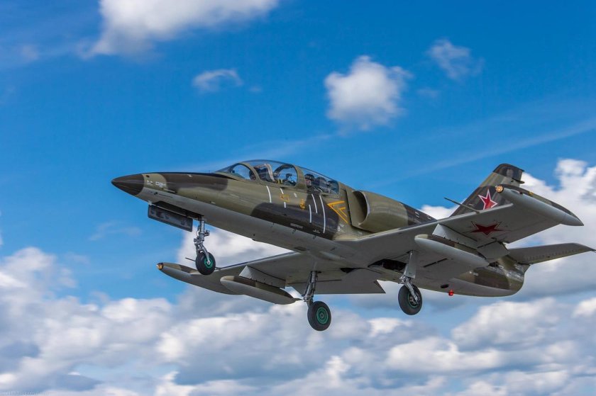 Л-39 самолет