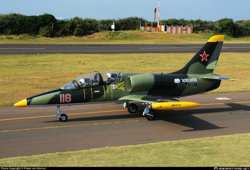 Самолет л-39 Альбатрос