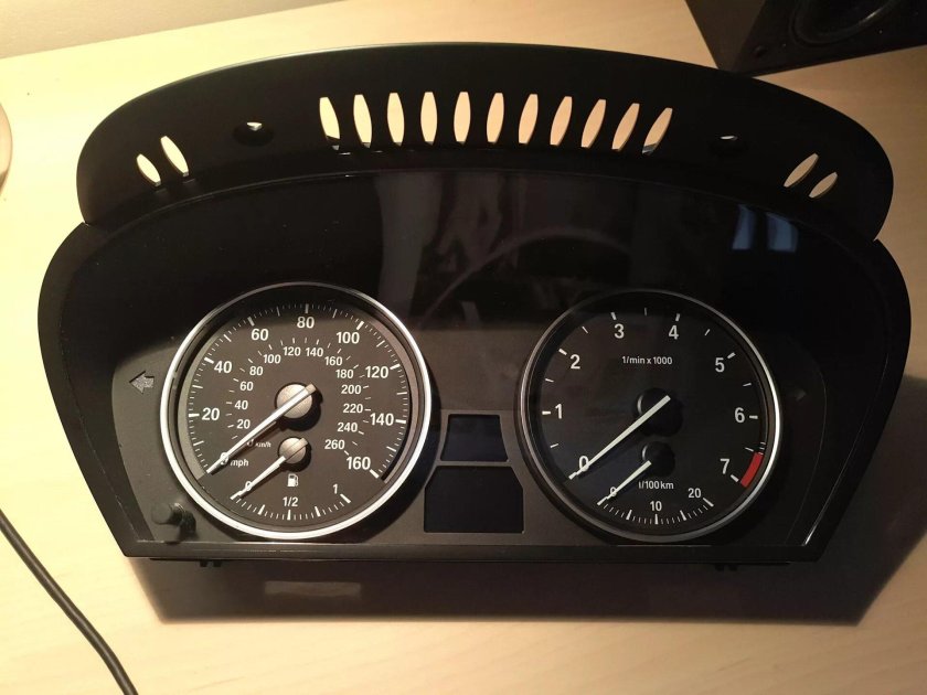 Приборка БМВ е90