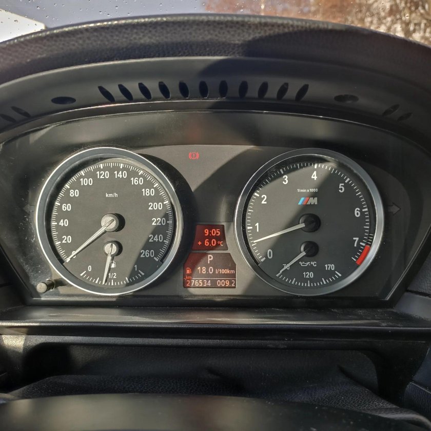 Щиток приборов БМВ е60