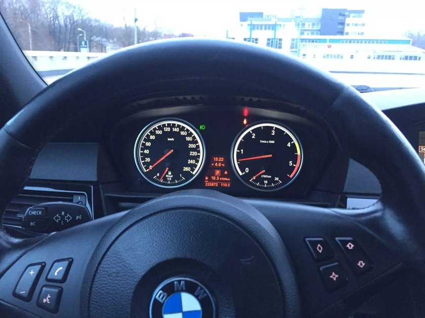 БМВ м5 е60 приборка