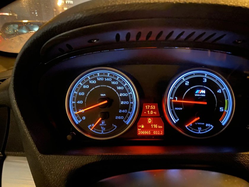 Приборка x5 e70