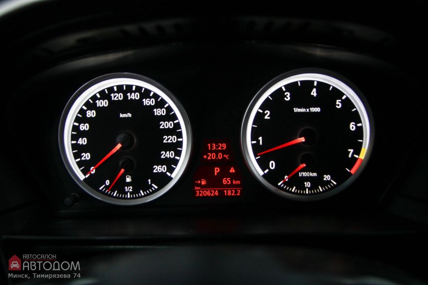 М5 e60 приборка