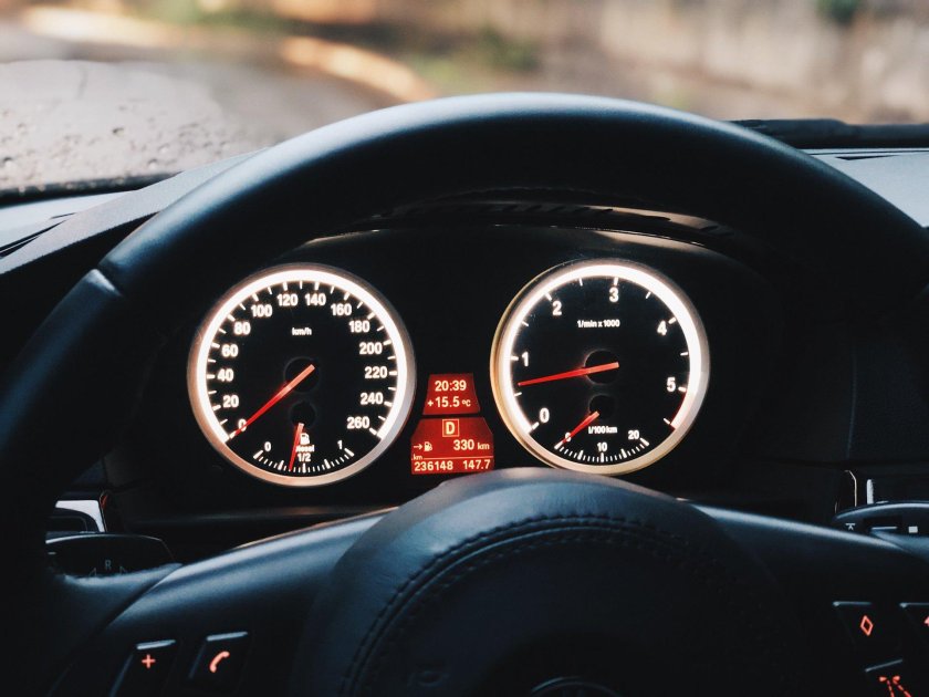 БМВ м5 е60 приборка