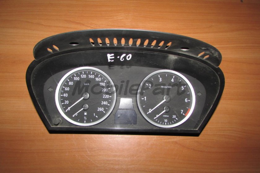 Приборная панель БМВ е60