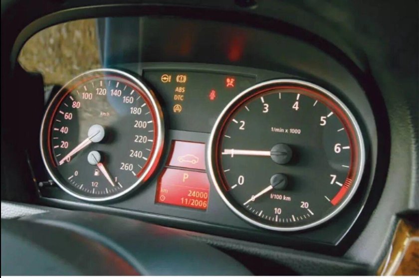 BMW e83 приборка