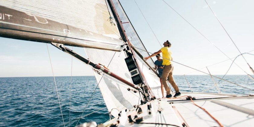 Катание на яхте