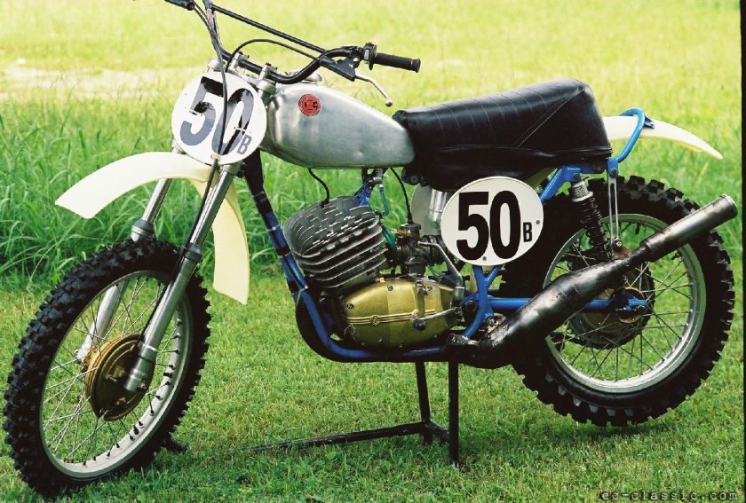 Чезет мотоцикл СССР 125 кроссовый