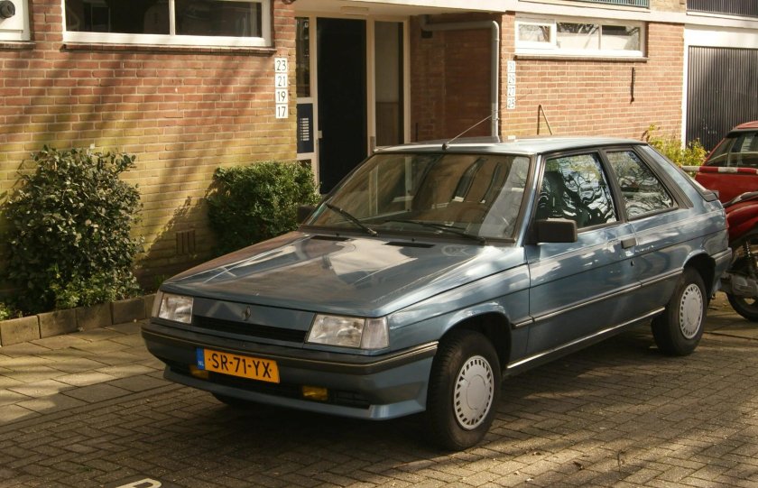 Renault 11, 1988