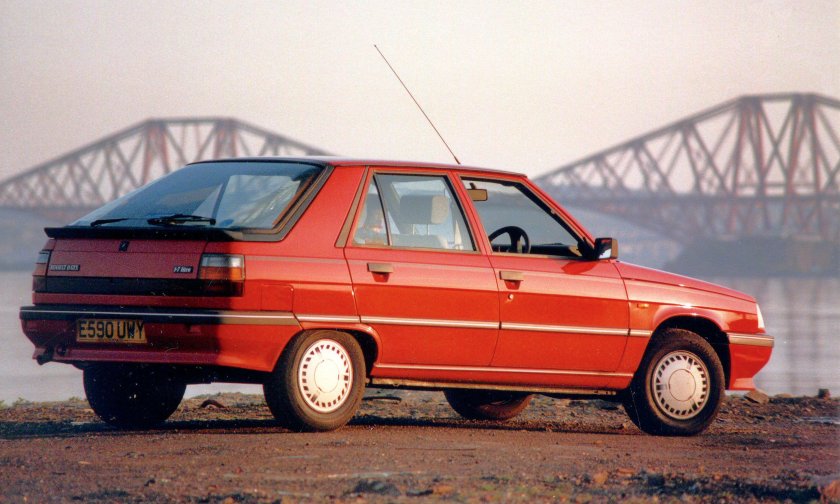 Renault 11, 1988