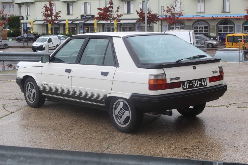 Рено 11 турбо