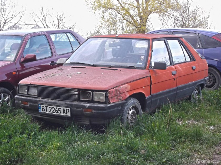Рено 11 1986 года