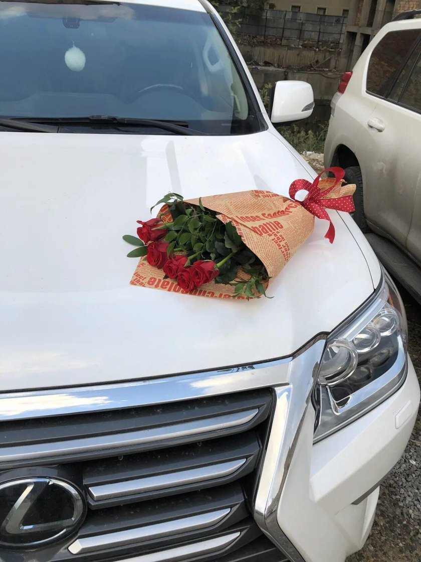 Розы в Лексусе