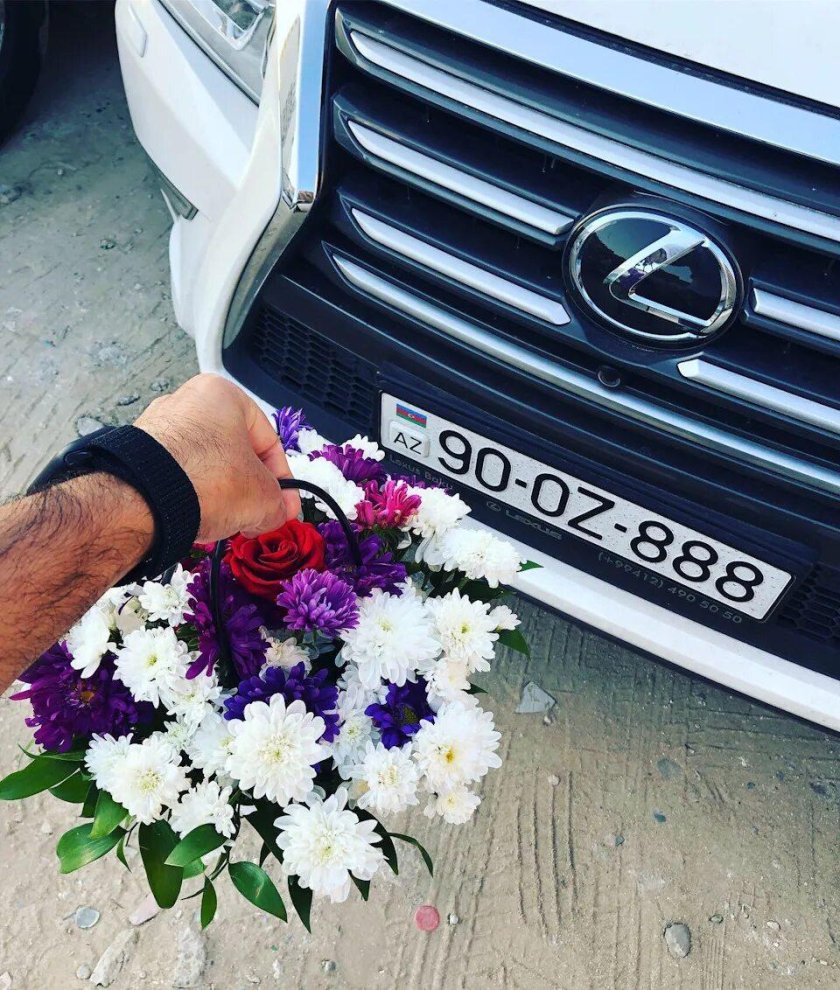 Розы в Лексусе