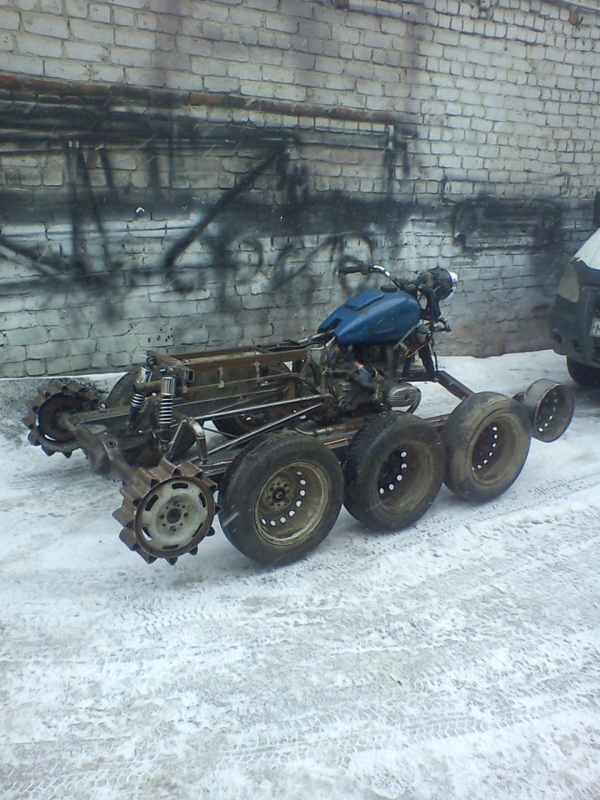 Гусеничный вездеход из ВАЗ 2106