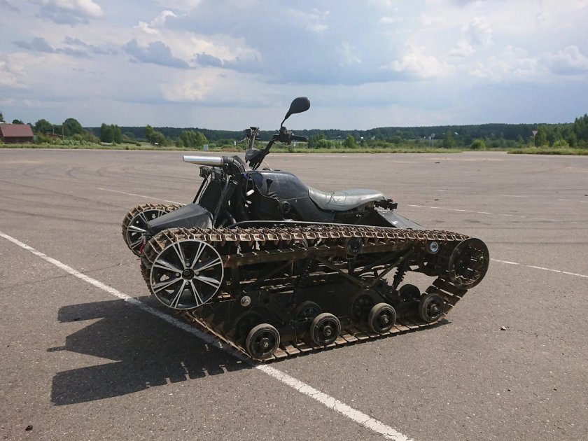 Гусеничный мотовездеход Jet Snow