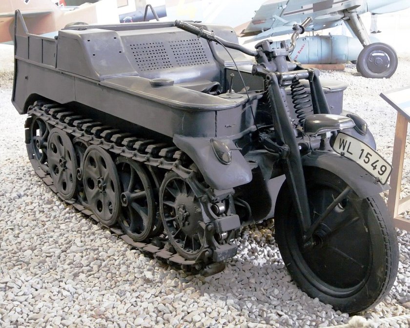 Гусеничный мотоцикл SDKFZ 2