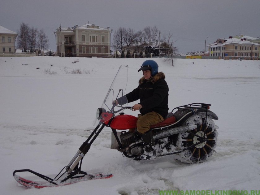 Мотоцикл ИЖ снегоход