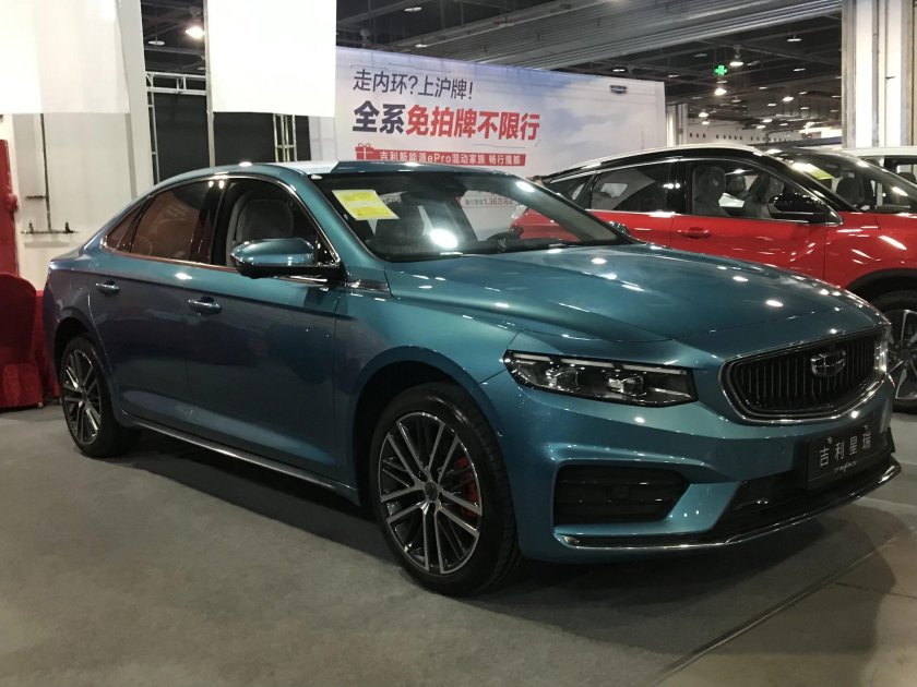 Geely Preface 2022