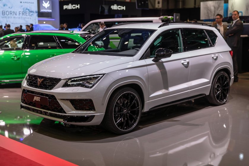 Cupra Ateca зеленая