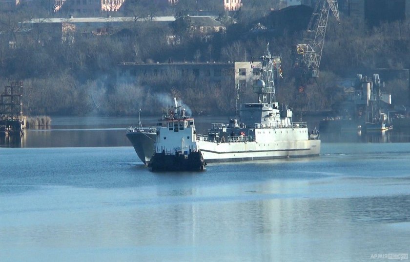 Средний десантный (СДК) корабль «Юрий Олефиренко»