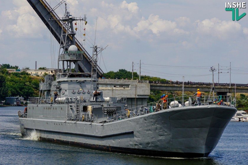 Средний десантный (сдк) корабль «юрий олефиренко»