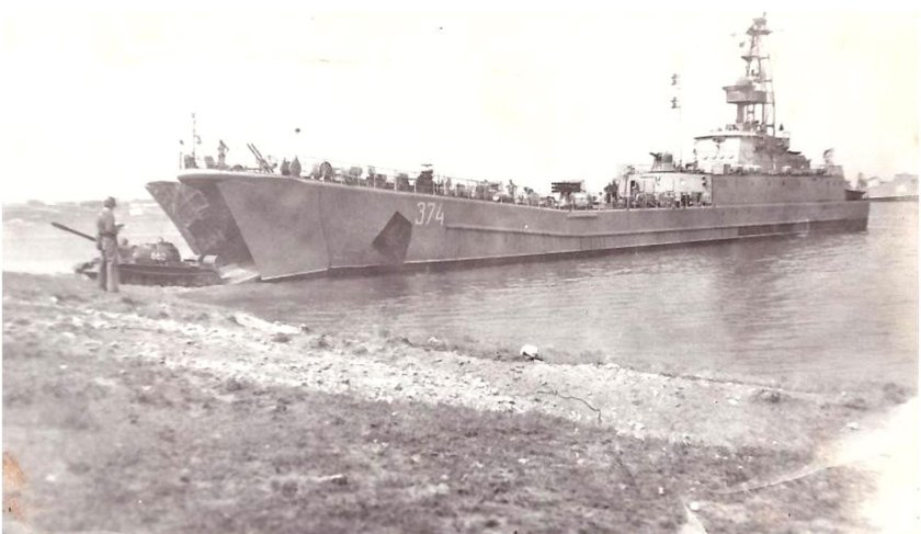 Средний десантный корабль СДК 773