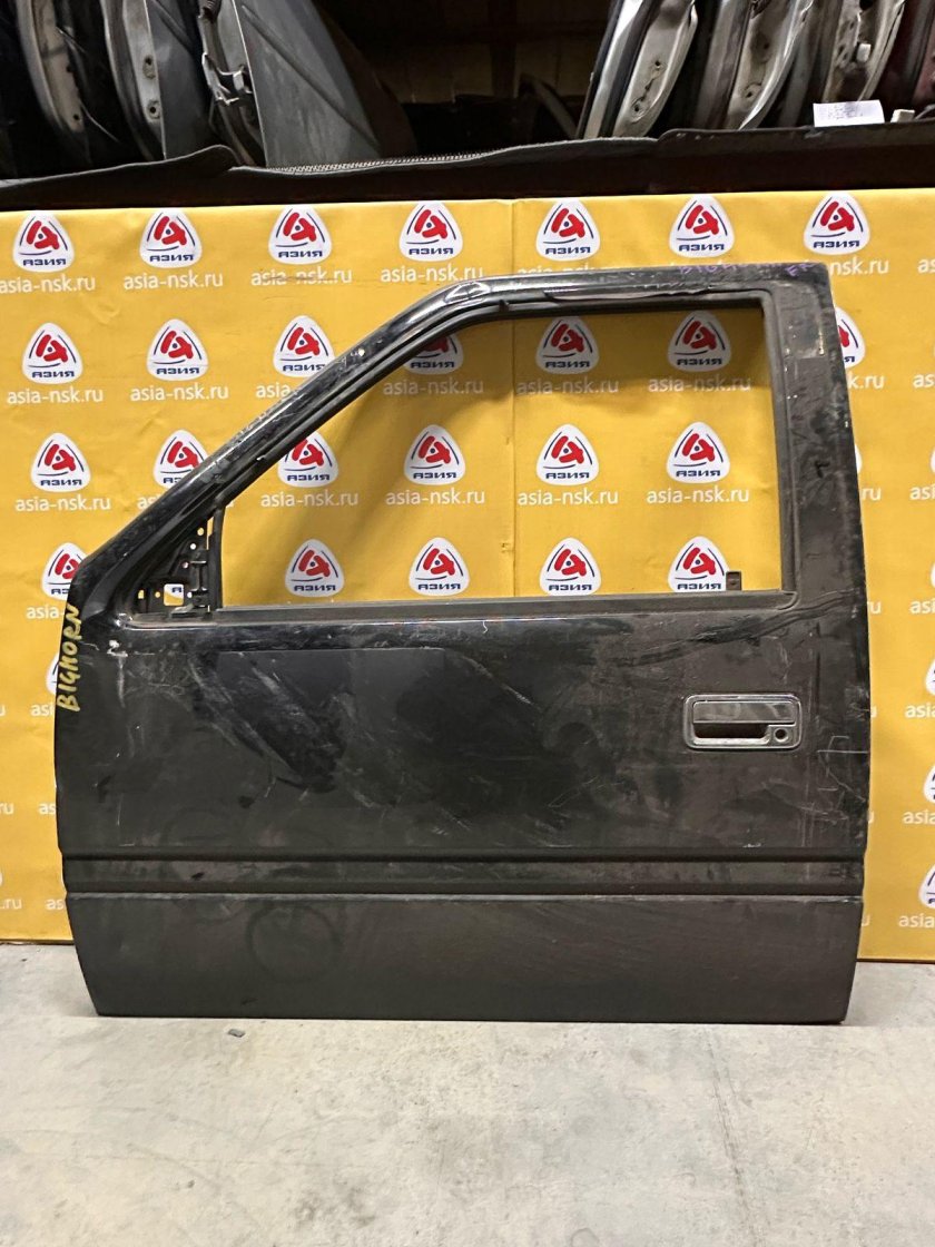 Дверь левая