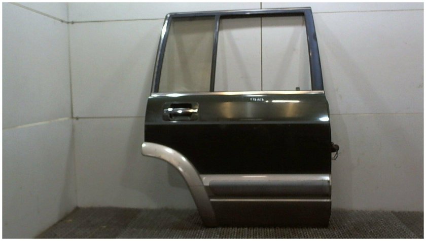 Подстаканник дверной Isuzu Bighorn