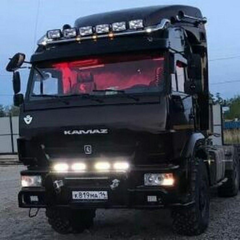 Дуга на крышу КАМАЗ 5490