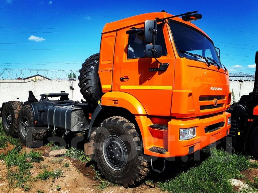 Седельный тягач камаз