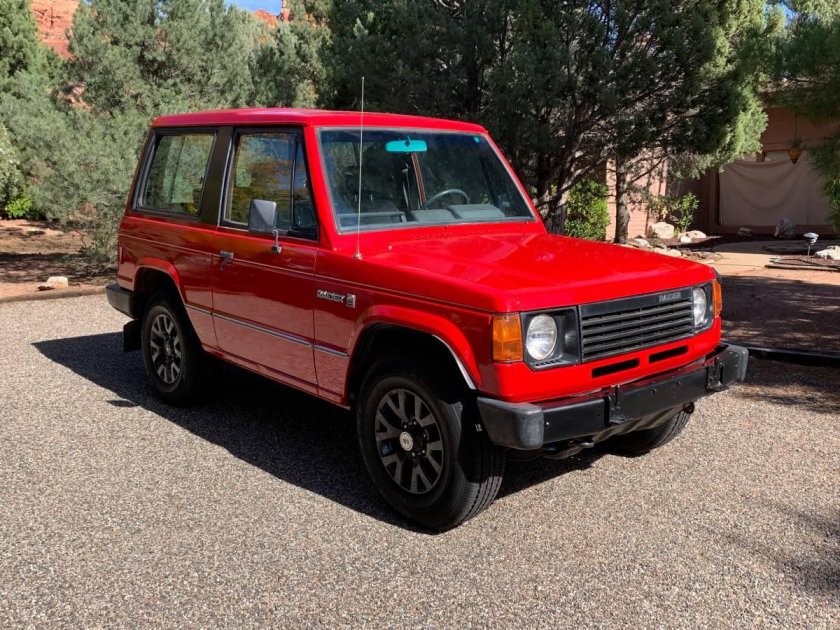 Mitsubishi pajero 1982