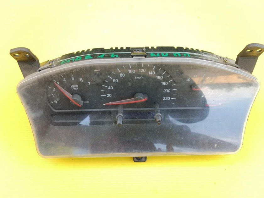 Панель приборов chery fora