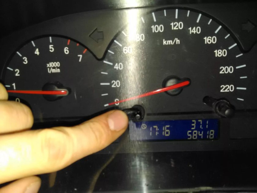 Приборная панель Вортекс Эстина 1.6