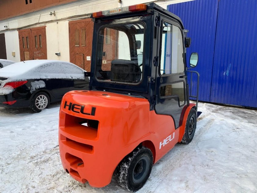 Дизельный вилочный погрузчик