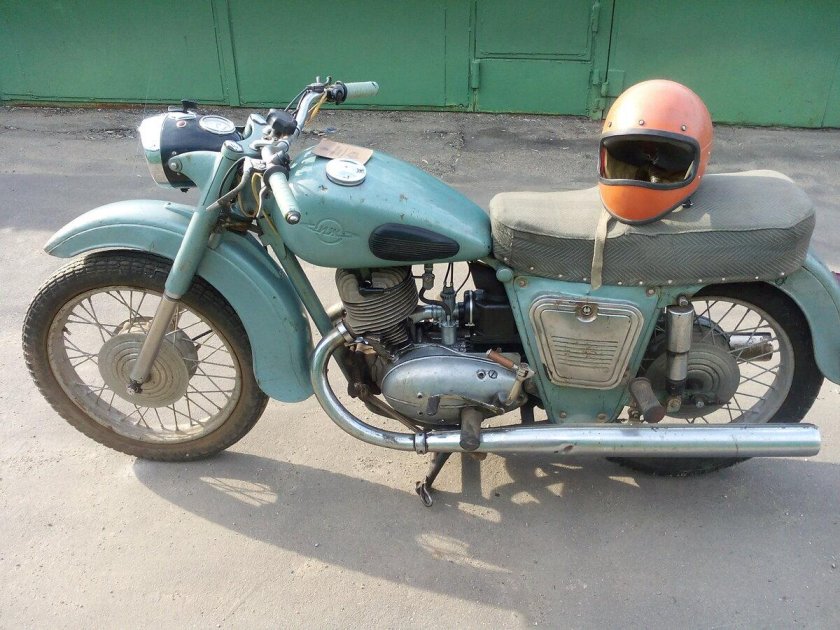 Мотоцикл иж 56