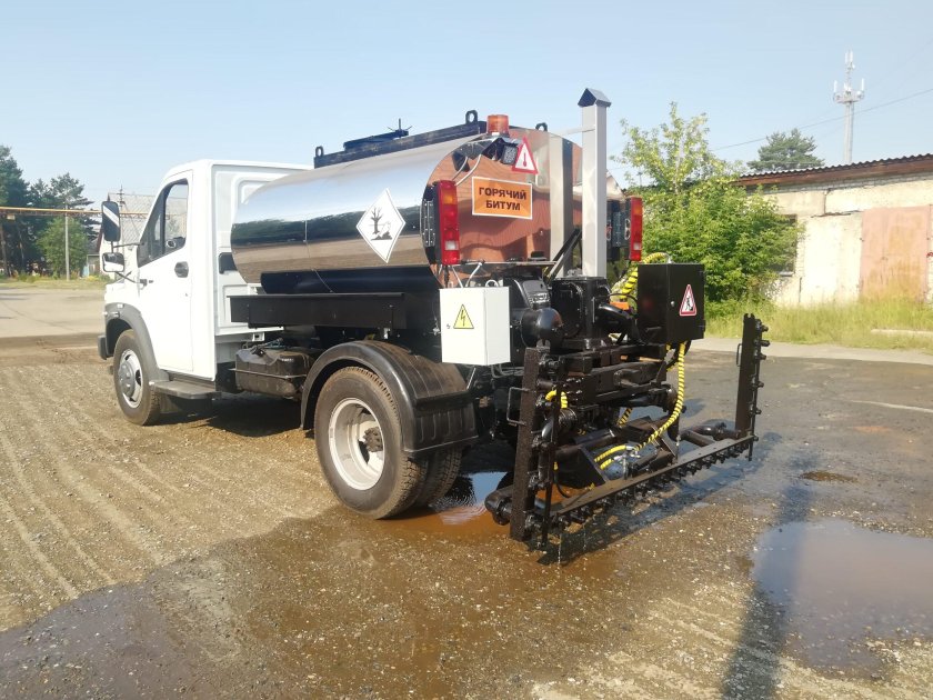 Автогудронатор ДС-с41r1