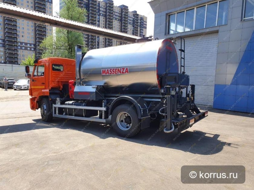 Автогудронатор Massenza b6