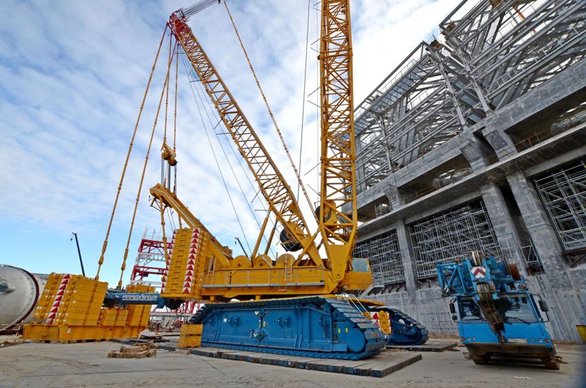 Кран Demag cc-8800.