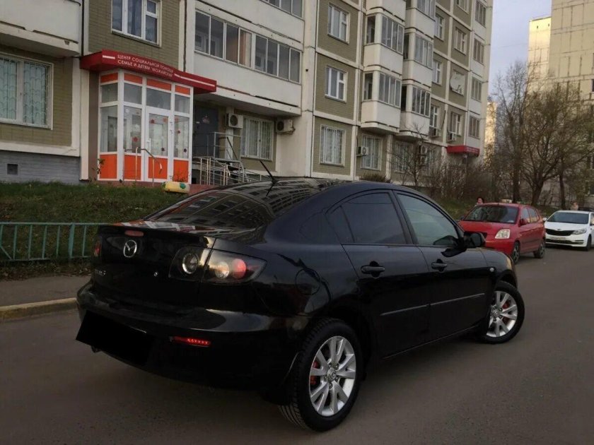 Mazda 3 2008 седан черный