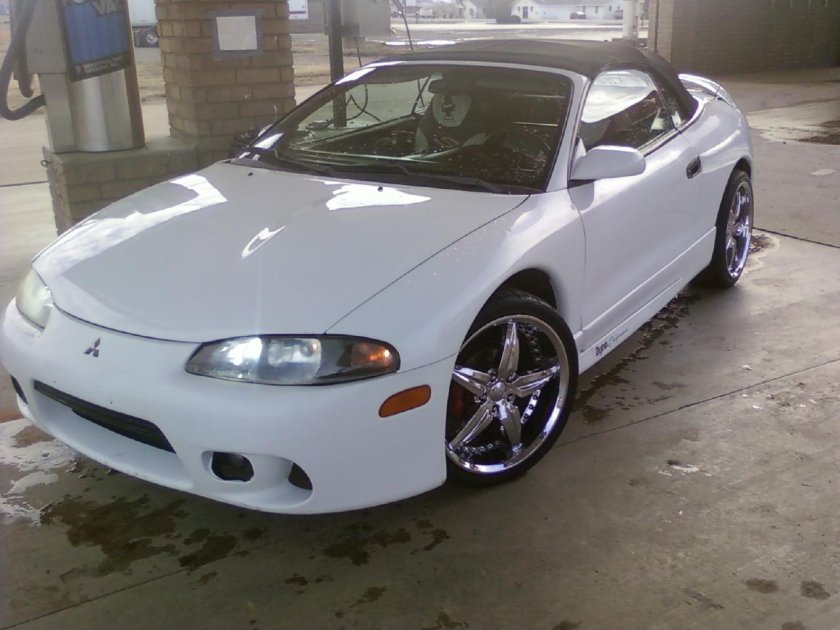 Мицубиси Эклипс 1999